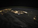 Перспектива східного узбережжя Сполучених Штатів вночі