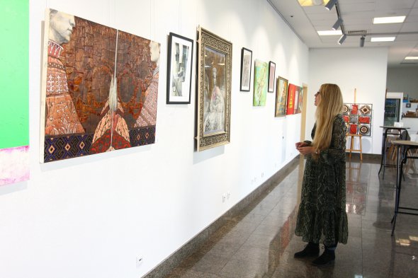 В Музее истории города Киева прошла церемония награждения победителей международного конкурса "Лучший художник в области современного искусства, абстракции и сайарсизму"