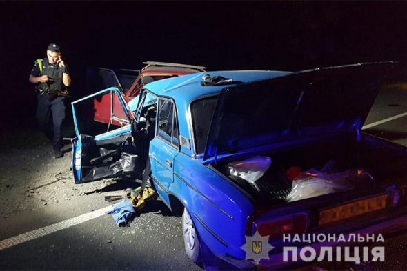 В результате ДТП на трассе Житомир - Черновцы погибли три человека. Еще три - травмированы
