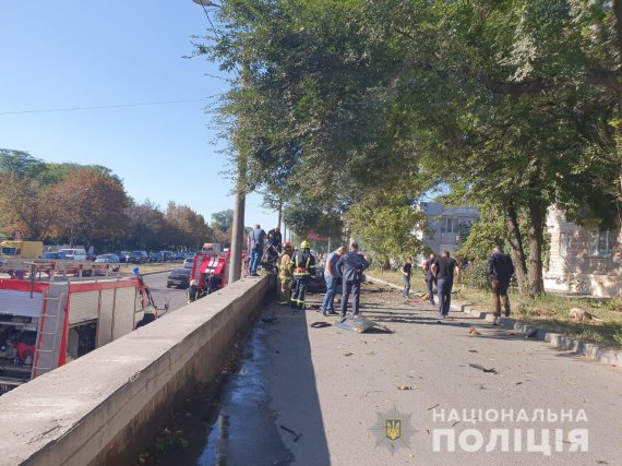 У Дніпрі вибухнув автомобіль Nissan Primera. Загинули двоє людей, які були в салоні