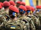 Более 31 тыс. женщин-военнослужащих наравне с мужчинами защищают мир и покой Украины. Фото: facebook.com/olenazelenska.official