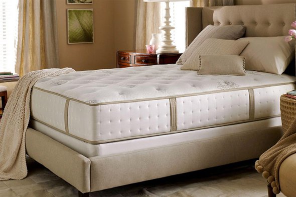 Інтернет-магазин "Табуретка" пропонує великий асортимент ліжок і матраців