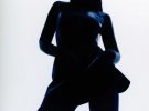 Американская топ-модель Белла Хадид приняла участие в показе коллекции французского дома моды Mugler
