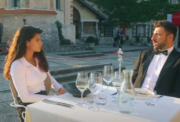 Чеглай погодився на побачення з Андраде не безкоштовно: кожен може пообідати з ним за €500