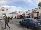 Спасатели ликвидируют возгорание в мастерской по росписи икон на территории Киево-Печерской лавры