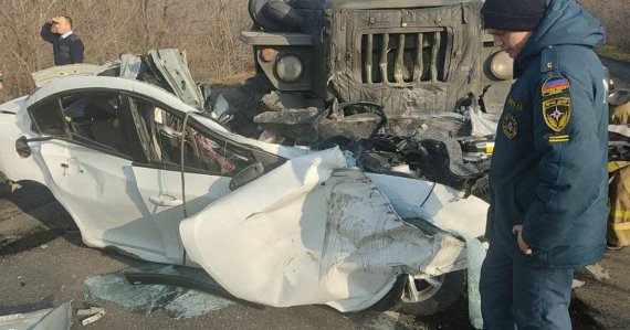 На Донбассе грузовик оккупантов раздавил людей