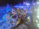 Під Тернополем п'яний водій на Skoda влетів у Daewoo подружжя Алли та Володимира Подоляків із обласного центру. Чоловік і жінка загинула на місці. Їхнього осиротілого 5-річного сина рятують лікарі. Осиротів також син Алли від першого шлюбу. Він у день трагедії залишився вдома