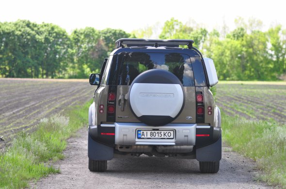 Land Rover Defender