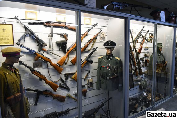Зразки стрілецької зброї часів Другої світової війни