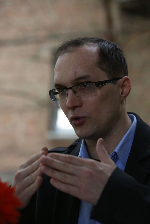 Журналіст, головний редактор видання "Цензор.нет" Юрій Бутусов у грудні 2020-го - травні 2021 року був радником міністра оборони Андрія Тарана на громадських засадах