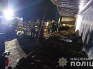 У Харкові вантажівка MAN розчавила автомобіль таксі Renault Logan. Загинули 40-річний водій таксі та його пасажирки - 49 річна жінка з 3-річною онукою