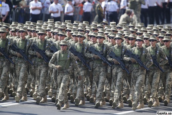 2019 року "Повернись живим" запустив спільно з Українським католицьким університетом навчальну програму з менеджменту і лідерства. Курси пройшли близько 700 молодих командирів