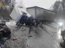 Під Черніговом зіткнулися маршрутка і вантажівка. 13 загиблих, ще семеро людей у лікарні