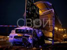 У Кривому Розі п'яний прокурор з Одеської області Вадим Лапоха на Lexus зніс частину зупинки громадського транспорту. Пізніше втік із лікарні