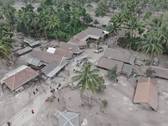 Последствия извержения в Яве, Индонезия