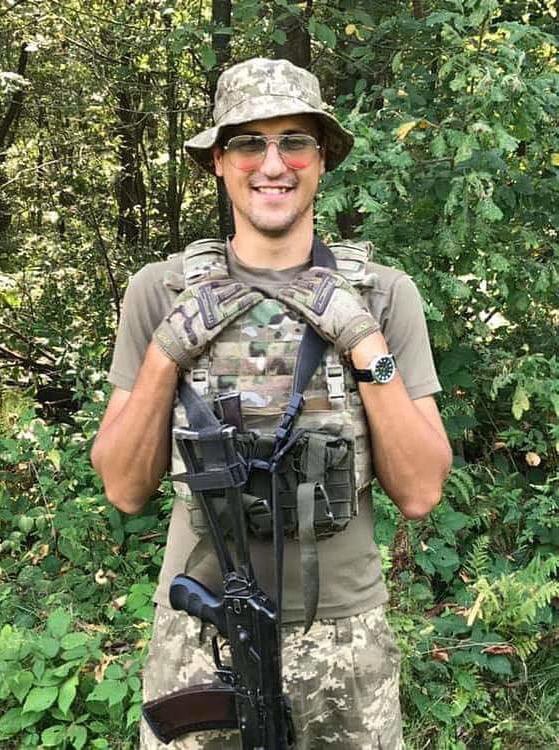 Жизнь Максима Абрамовича оборвал вражеский снайпер