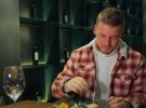 Во время съемок тревел-шоу "Орел и Решка" ведущий Кирилл Макашов отведал необычное блюдо в Молдове