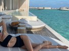 Певица Вера Брежнева показалась в бикини на мальдивском отдыхе