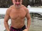 Канадский шеф-повар Эктор Хименес-Браво впервые нырнул в ледяную воду
