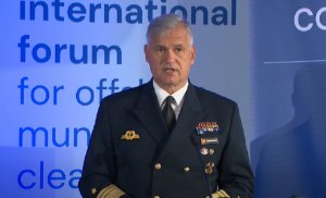 Голова ВМС ФРН після слів про Крим подав у відставку. Фото: DW