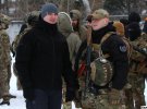 Сьогодні у Києві усіх охочих вчили тому, як потрібно правильно воювати і захищати своє життя під час імовірної великої війни з Росією