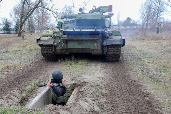 Военные учения на полигоне под Харьковом 