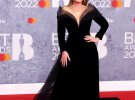 Британская певица Адель надела платье от украинского дизайнера на Brit Awards 2022