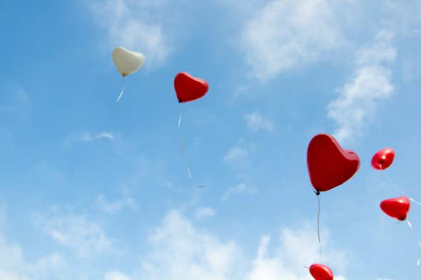 В понедельник, 14 февраля, влюбленная часть мира будет праздновать День святого Валентина