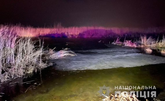 На Полтавщині знайшли мертвими зниклих дев'ятирічних товаришів із села Кам'яні Потоки. Хлопці втопилися в річці