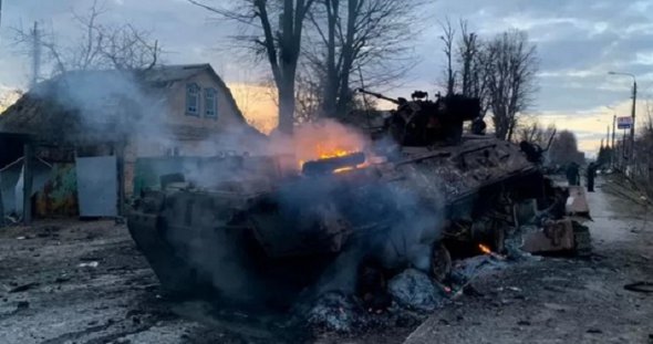 Все, що залишилося від БТР-82 у Бучі.