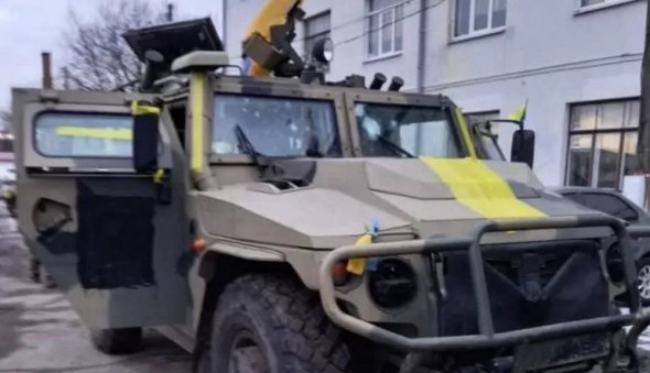 Трофейні "Тигри" з'явилися і в українській армії на південному та харківському напрямках.