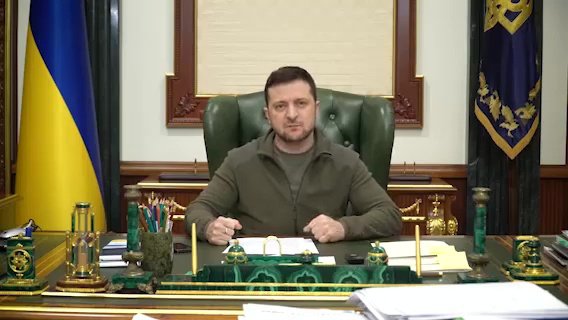 Зеленский рискнул записать видео из своего кабинета, пока Запад боится даже дать истребители Украине, которая защищается от российской агрессии 
