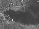 Видны горящие топливные баки на подконтрольном РФ аэродроме в Гостомеле