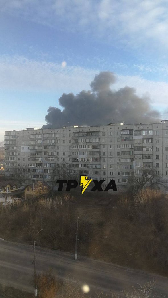 У Василькові зранку почалися вибухи. Мешканці припускають, що РФ ударила по аеропорту