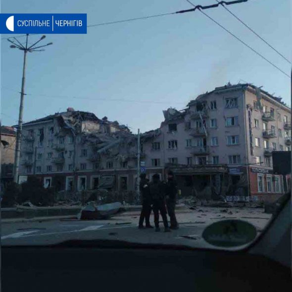 Разрушенный отель "Украина" в Чернигове
