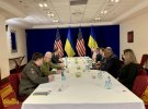 Министр иностранных дел Дмитрий Кулеба и министр обороны Алексей Резников проводят в Варшаве переговоры в формате 2+2 с американскими коллегами Энтони Блинкеном и Ллойдом Остином 