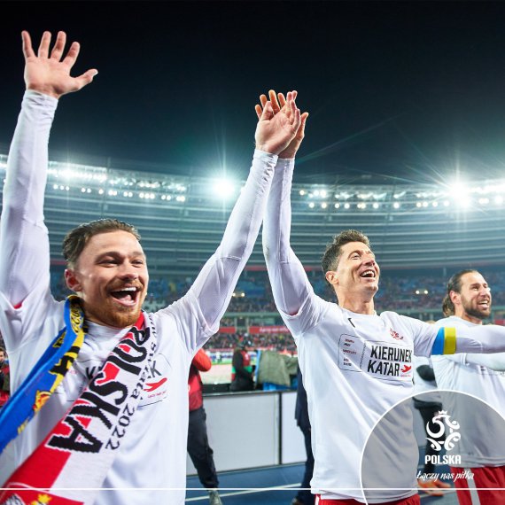 Роберт Левандовський з партнерами по збірній Польщі