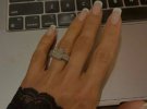 Также экс-возлюбленная Ступки заинтриговала подписчиков фотографией, на которой кичится драгоценным кольцом