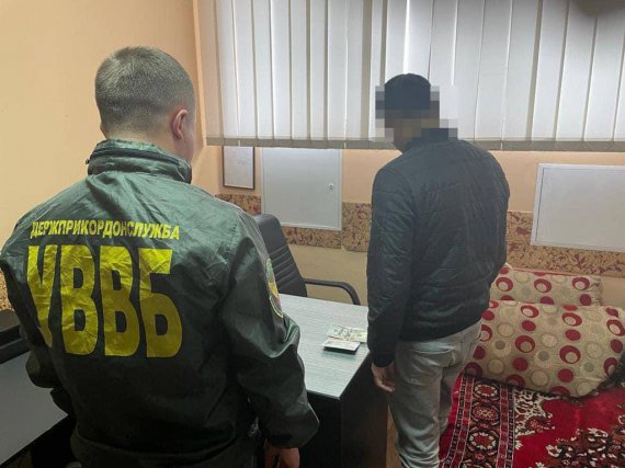 З початку березня українських прикордонників намагалися підкупити 76 разів