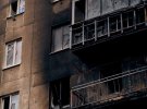 Окупанти не припиняють обстрілювати Луганщину. Під час нової атаки на Сіверськодонецьк, Новодружеськ та Кремінну виникли пожежі. Є потерпілі