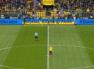 Гравці "Динамо" та "Боруссії" перед благодійним матчем
