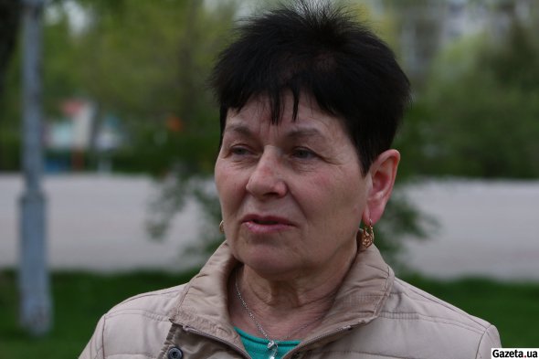 Тетяна Сміщук 40 днів ховалася у підвалі від обстрілів. Під завалами однієї із багатоповерхівок у Бородянці загинув її племінник з дружиною та донькою