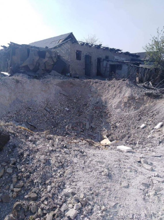 В результате авиаудара по школе в Луганской области погибли 60 человек