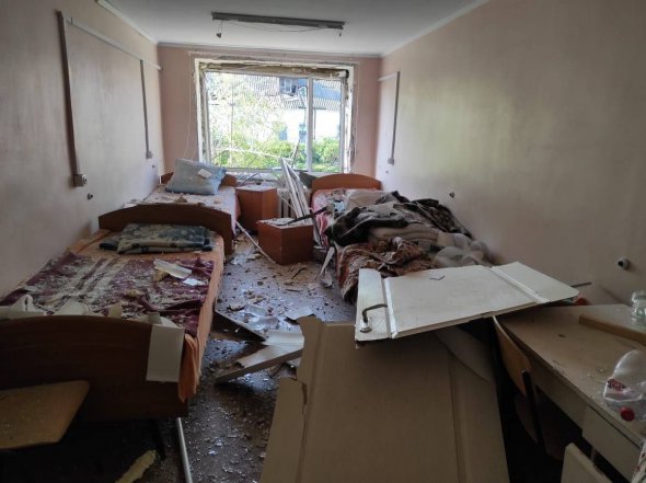 Окупанти завдали удару по лікарні міста Оріхів. Фото: t.me/zoda_gov_ua