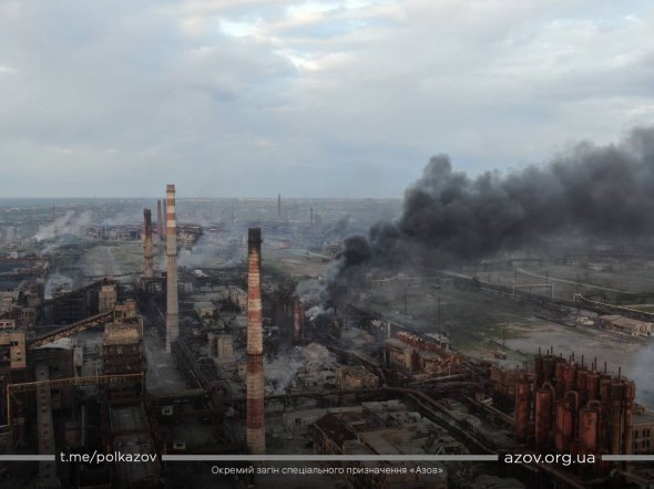 Окупанти не припиняють обстрілювати завод "Азовсталь" у Маріуполі
