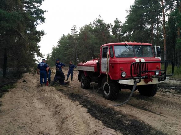 На Кінбурні тривають пожежі