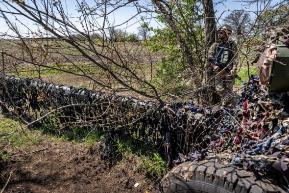 Українська артилерія на позиції