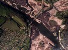 Спутниковые снимки взорванных мостов в Харьковской области