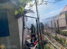 Спасатели ликвидируют последствия ракетного удара по Одесской области
