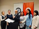 Дружини і матері захисників Маріуполя зустрілися з турецькими політиками.